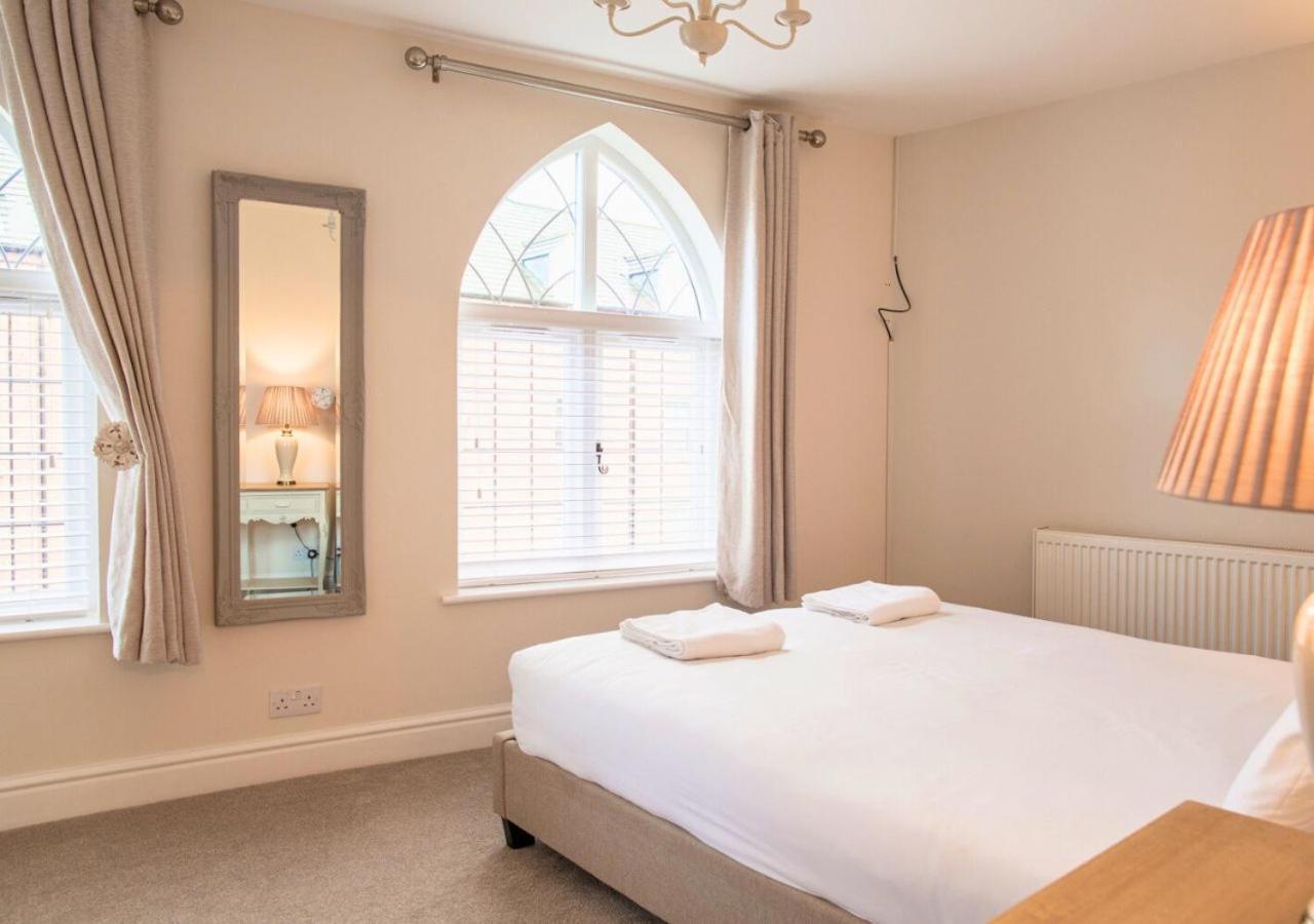 Вілла Charming 2 Bed House In Tewkesbury Centre Екстер'єр фото